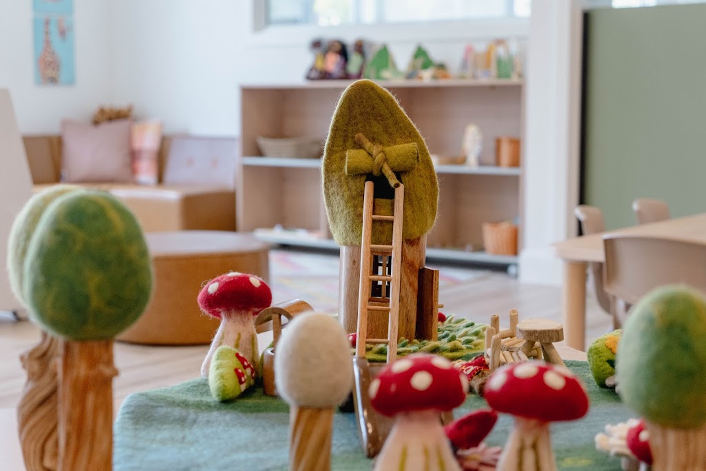 Clover Early Learning Centre | 13-17 John Collins Dr, Mundoolun QLD 4285, Australia | Phone: (07) 5605 6908