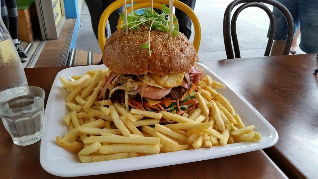 Lagoon Point Cafe | cafe | 59 Redcliffe Parade, Redcliffe QLD 4020, Australia | 0449645281 OR +61 449 645 281