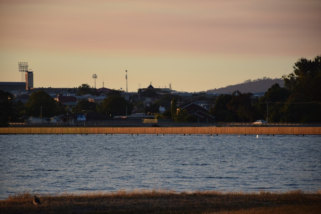 Montrose Foreshore Comm Park | park | 825 Brooker Hwy, Montrose TAS 7010, Australia