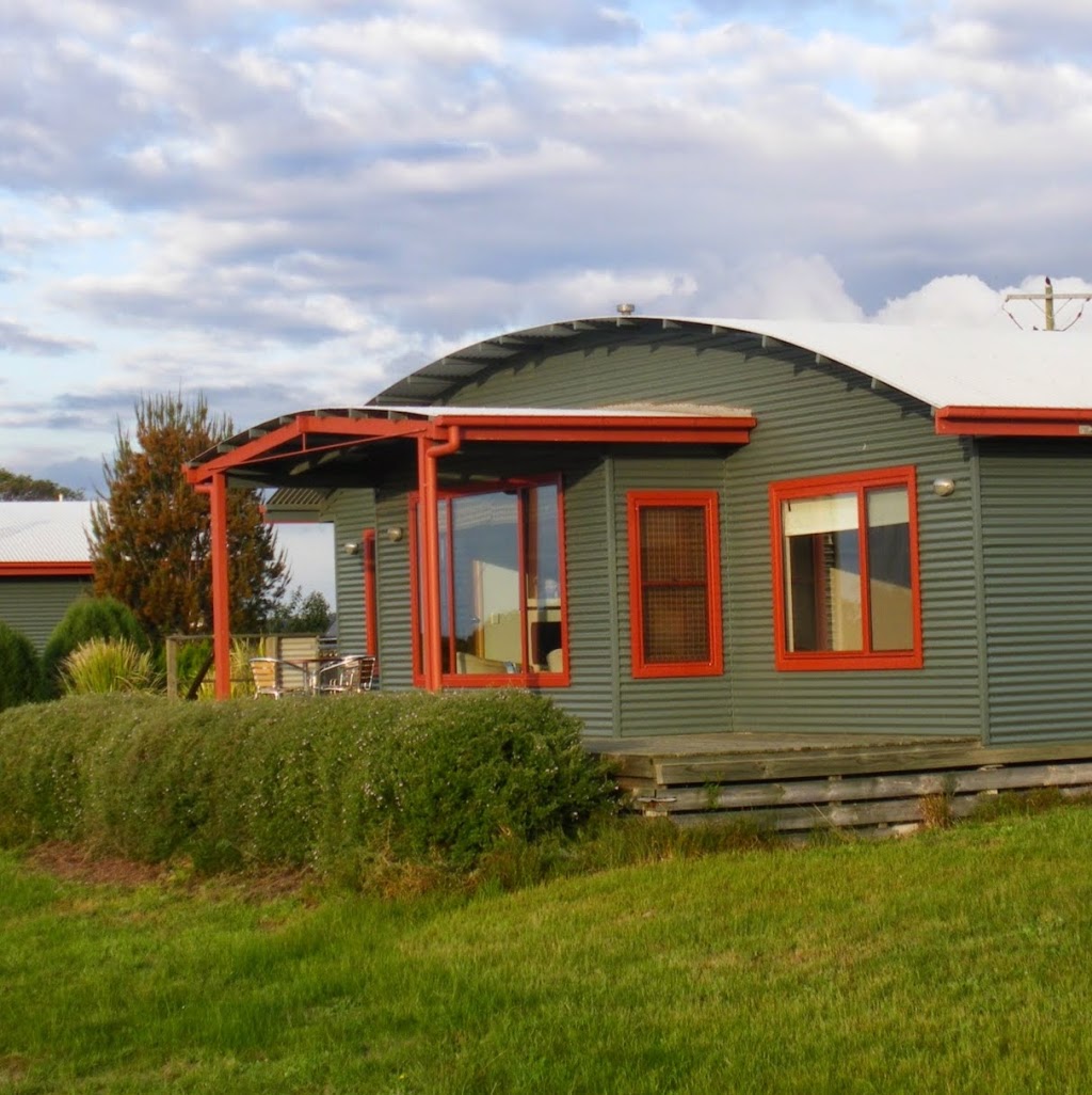 Frog Gully Cottages | 2419 Rosedale-Longford Rd, Longford VIC 3851, Australia | Phone: (03) 5149 7242