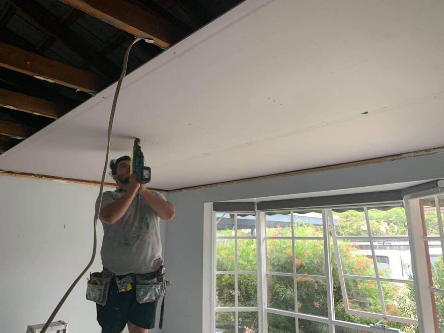 Master Ceiling and Wall Repairs Tallebudgera | Koombahla Dr, Tallebudgera QLD 4228, Australia | Phone: (07) 5625 9000