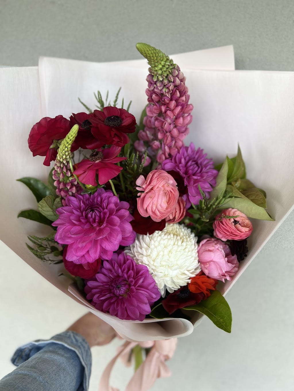 Bloom flower studio | Shop 10/85-93 Kendal St, Cowra NSW 2794, Australia | Phone: 0429 594 555