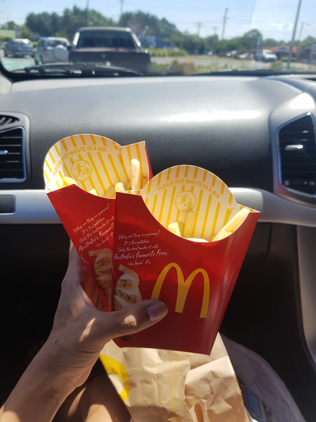 McDonalds Bribie Island | cafe | Cnr Goodwin Drive and, Coolgarra Ave, Bongaree QLD 4507, Australia | 0734100134 OR +61 7 3410 0134