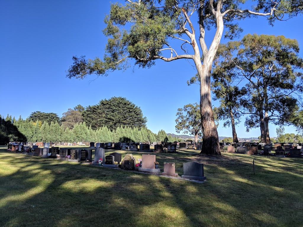 Carr Villa Memorial Park | cemetery | 36 Nunamina Ave, Kings Meadows TAS 7249, Australia | 0363233600 OR +61 3 6323 3600