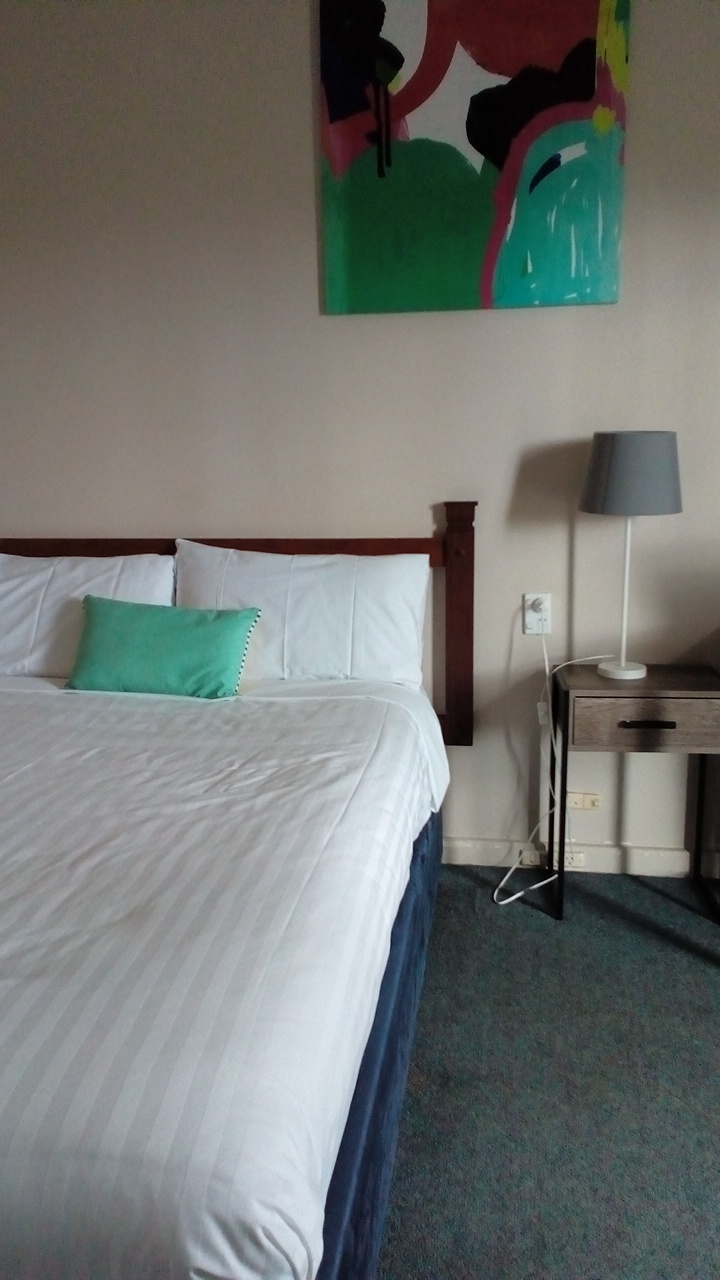 Kingsley Motel and Cabernet Restaurant | lodging | 74 Chopping St, Manjimup WA 6258, Australia | 0897711177 OR +61 8 9771 1177