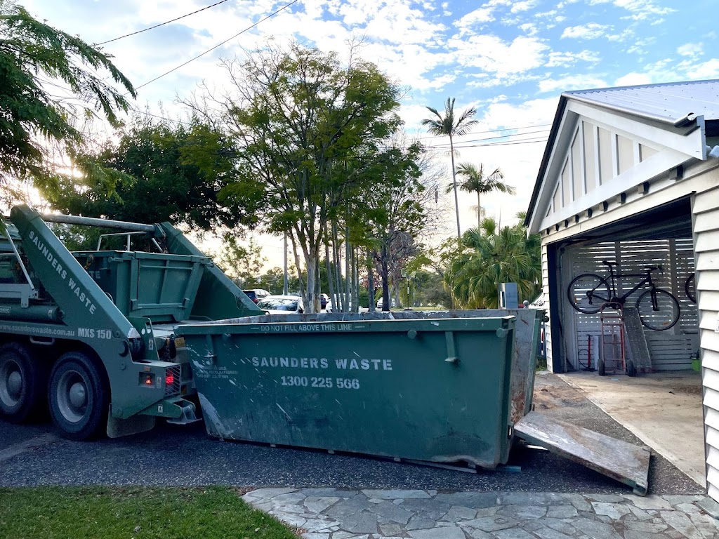 Saunders Waste - Brisbane Skip Bin Hire | 99 Main Beach Rd, Pinkenba QLD 4008, Australia | Phone: 1300 225 566