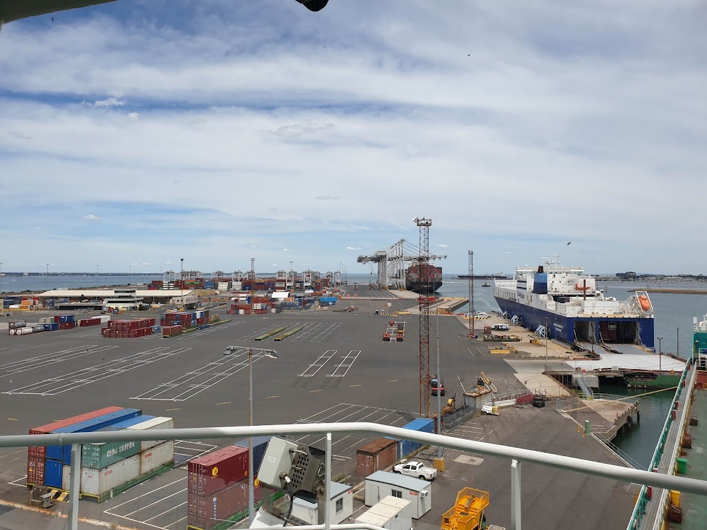 Toll Shipping |  | 108 Webb Dock Dr, Port Melbourne VIC 3207, Australia | 0392998400 OR +61 3 9299 8400
