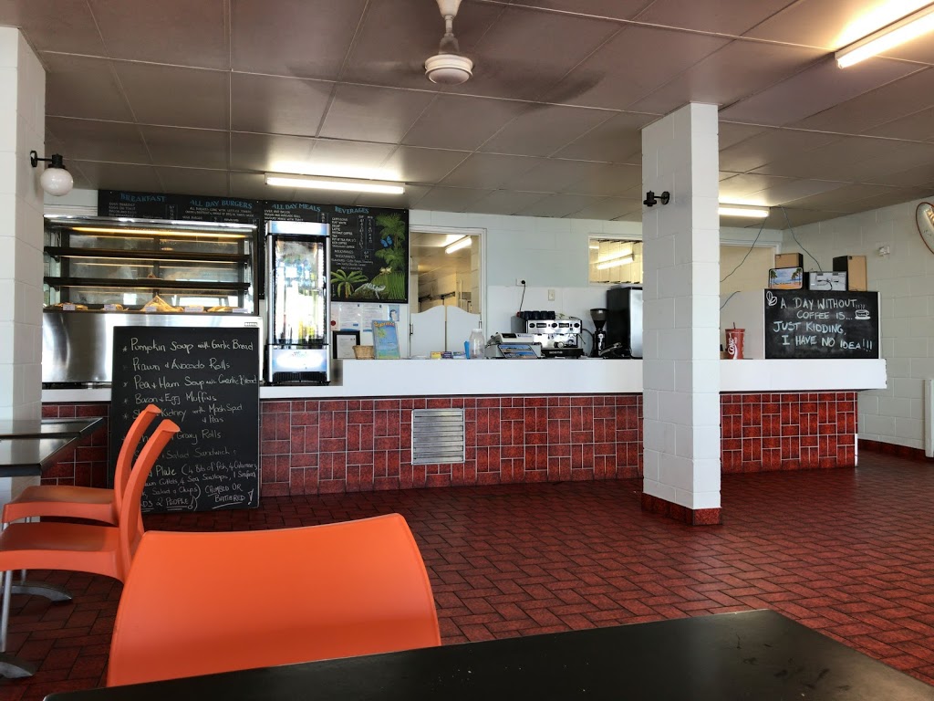 Seabreeze Cafe Lounge | restaurant | 105 Victoria St, Cardwell QLD 4849, Australia | 0740668818 OR +61 7 4066 8818