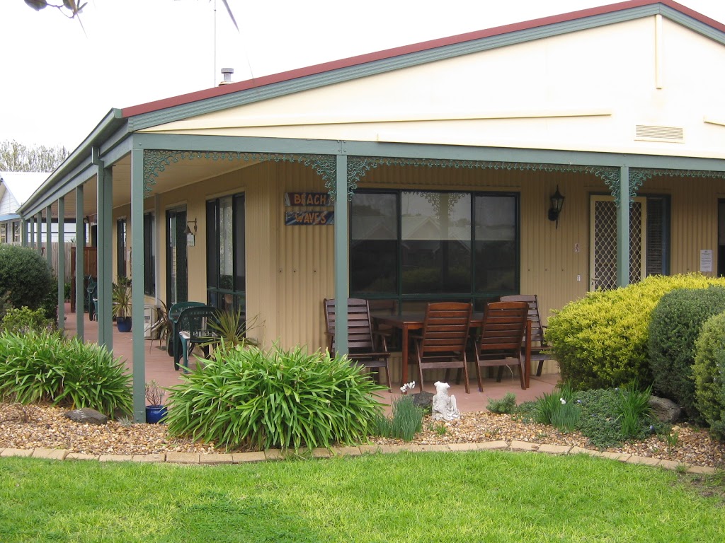 Bells By The Beach Pet-friendly Holiday House | lodging | 24 Roditis Dr, Ocean Grove VIC 3226, Australia | 0403221737 OR +61 403 221 737