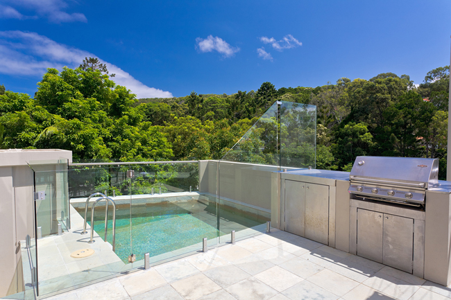 Little Cove Court | 2 Pandanus St, Noosa Heads QLD 4567, Australia | Phone: (07) 5474 8578