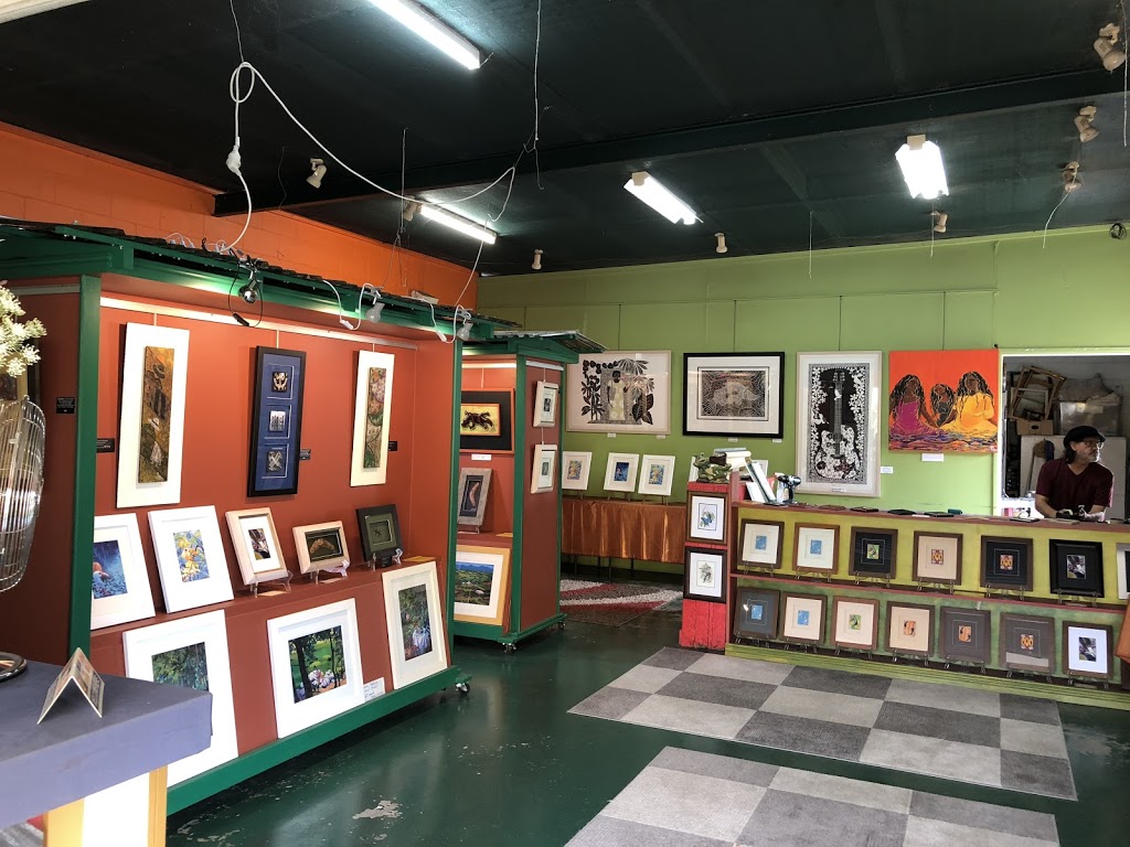 Mossman Picture Framing and Gallery | store | 139 Alchera Drive, Corner Alchera Dve &, Sawmill Rd, Mossman QLD 4873, Australia | 0740981515 OR +61 7 4098 1515
