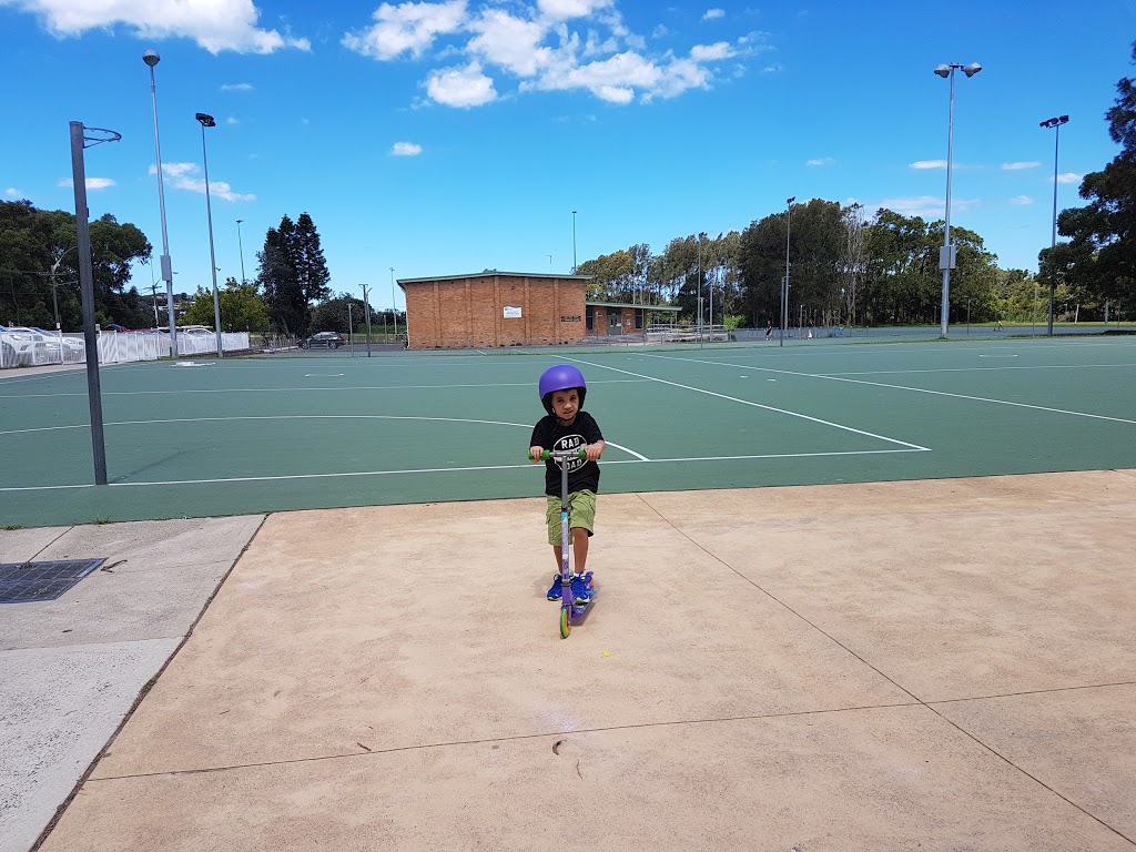 Curl Curl Sports Centre | park | Abbott Rd, North Curl Curl NSW 2099, Australia | 0299133231 OR +61 2 9913 3231