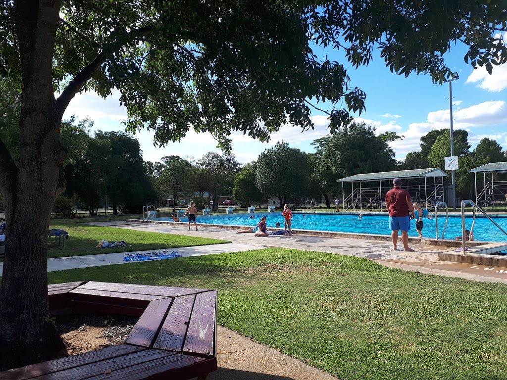 Ganmain Swimming Pool |  | Waterview St, Ganmain NSW 2702, Australia | 0269276450 OR +61 2 6927 6450