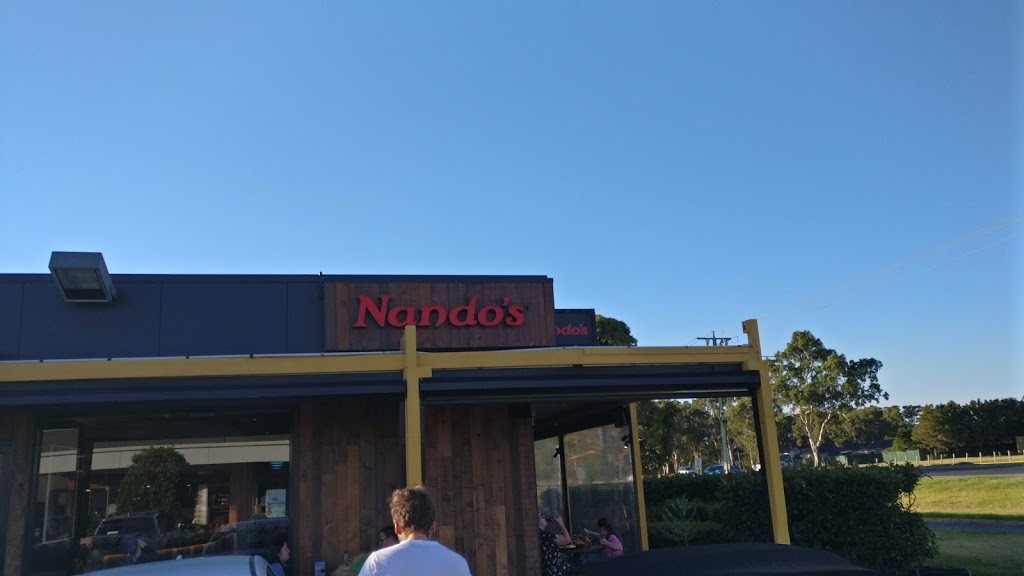 Nandos Lynbrook | restaurant | 4 Chapel St, Lynbrook VIC 3975, Australia | 1300626367 OR +61 1300 626 367