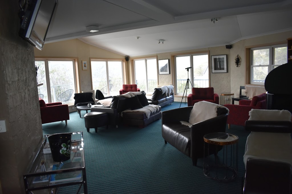 Attunga Alpine Lodge & Apartments | lodging | 10 Arlberg St, Falls Creek VIC 3699, Australia | 0357583255 OR +61 3 5758 3255