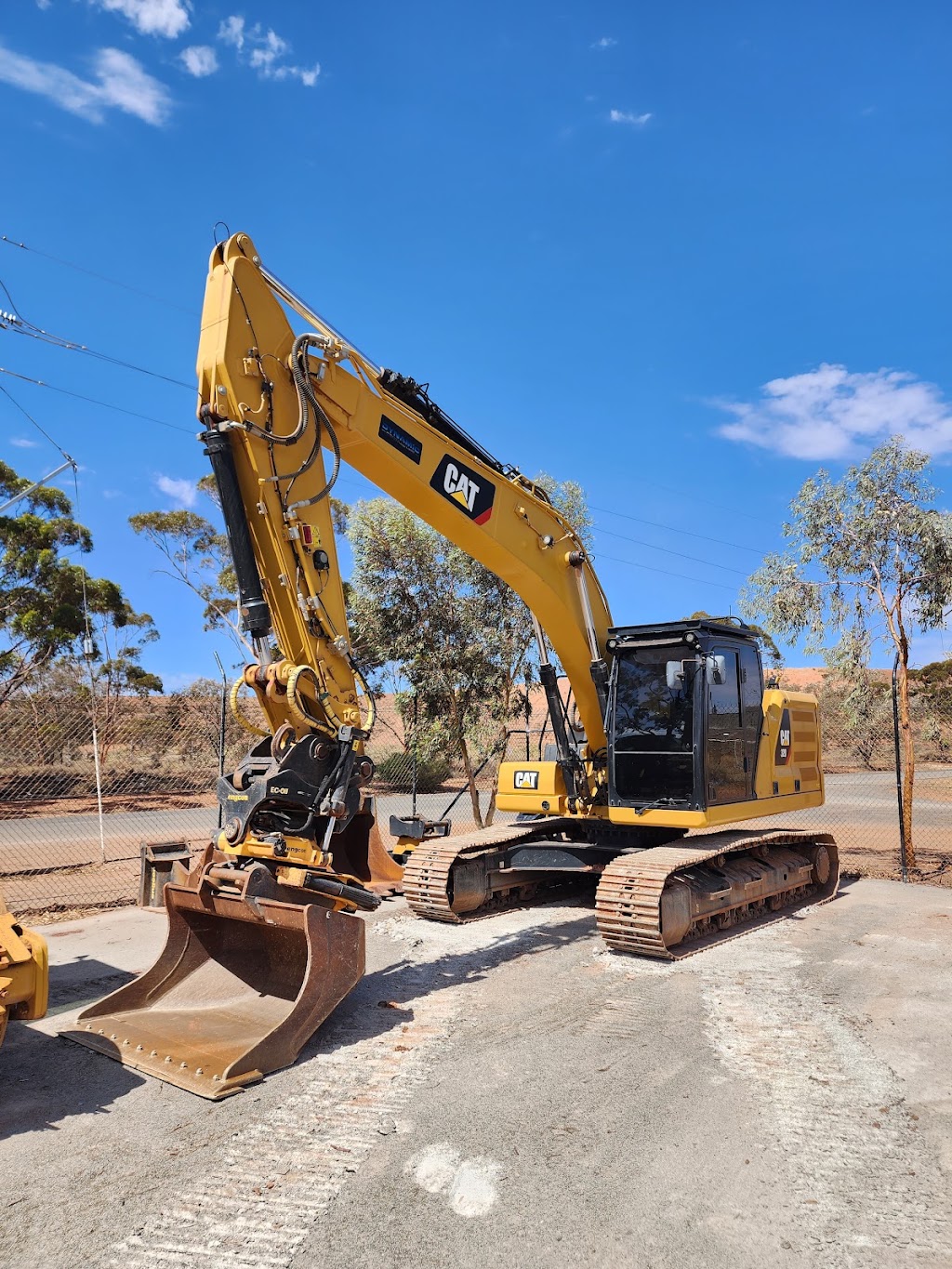 Dynamic Contracting | 1 Dwyer St, Boulder WA 6432, Australia | Phone: 0400 806 682