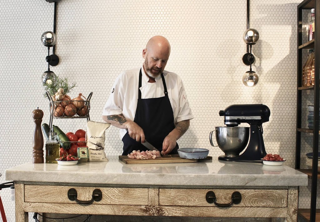 Blue Tongue Kitchen | 100 Mooroondu Rd, Thorneside QLD 4158, Australia | Phone: 0447 786 476