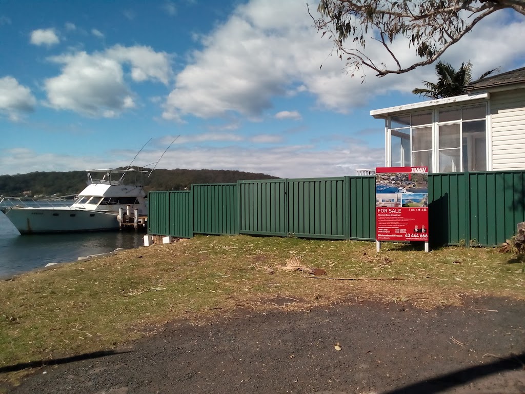 Blackwall Point | Blackwall NSW 2256, Australia | Phone: (02) 4306 7900