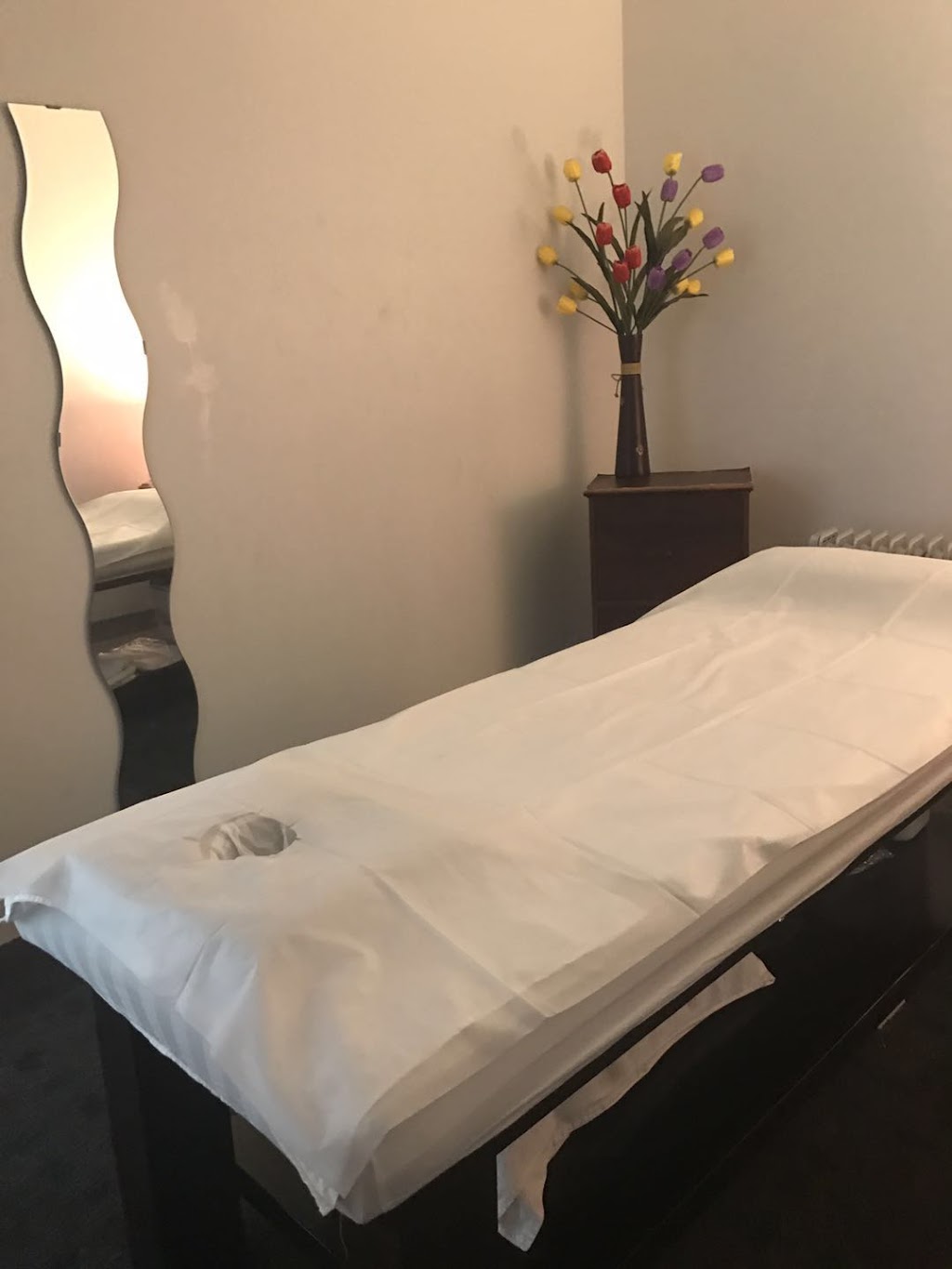 Seven Hills Angel Massage Therapy | 53 Leabons Ln, Seven Hills NSW 2147, Australia | Phone: (02) 8664 4789
