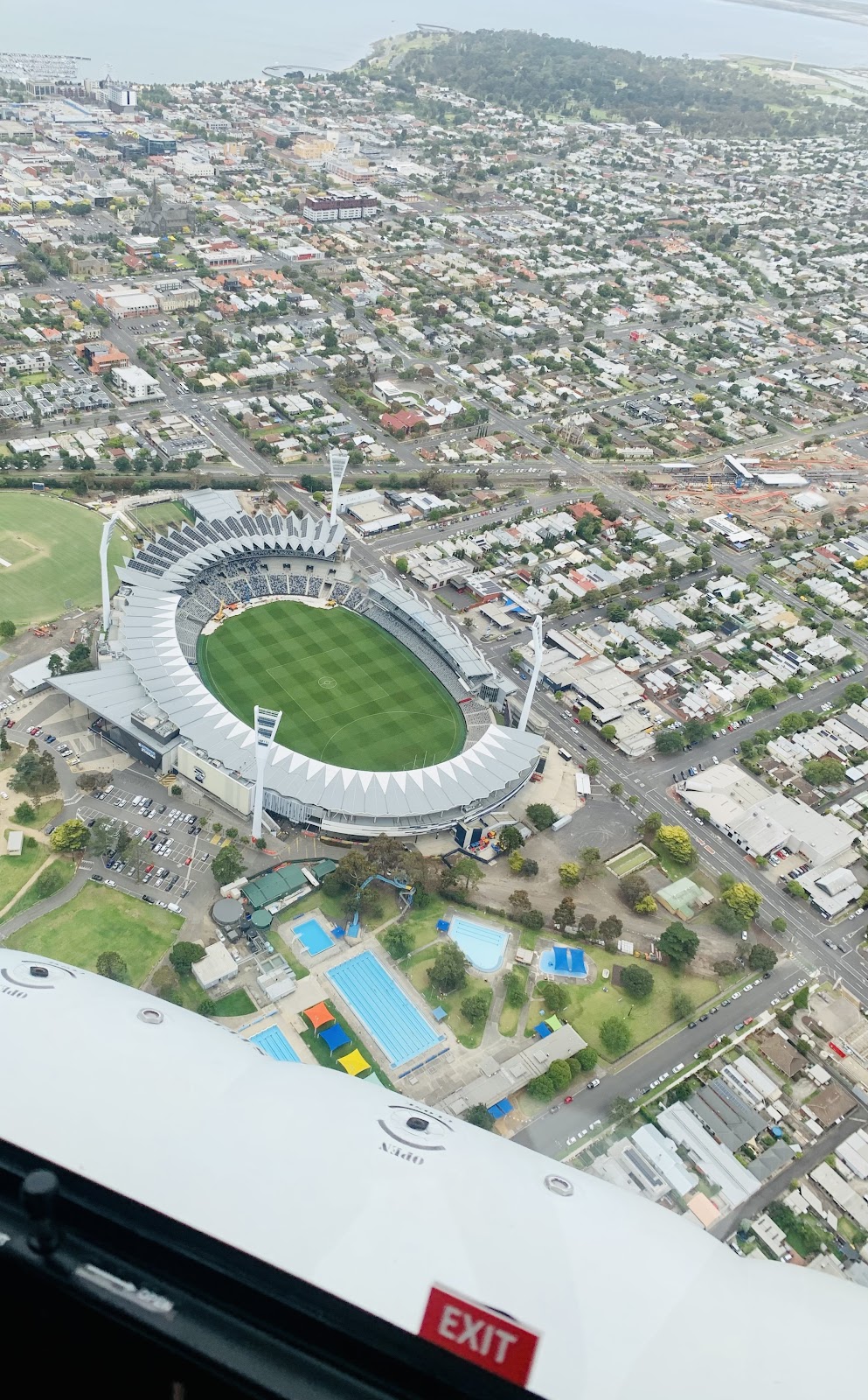 Geelong Helicopters | 1A Yarra St, Geelong VIC 3220, Australia | Phone: 0422 515 151