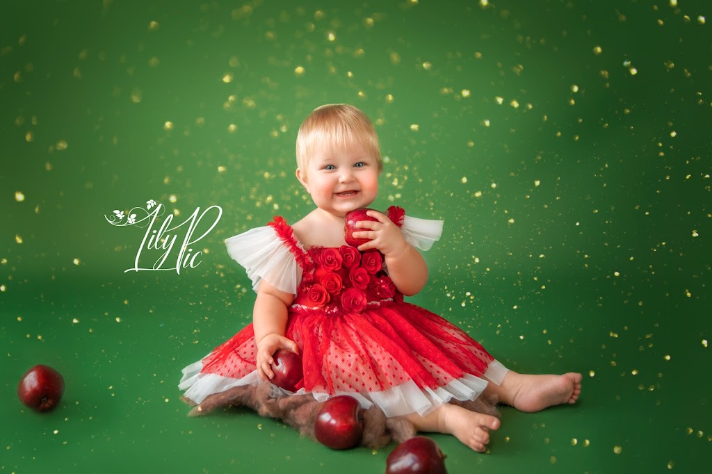 Lily Pic, Bunbury Photography | 6 Arrow St, Dalyellup WA 6230, Australia | Phone: 0451 788 807