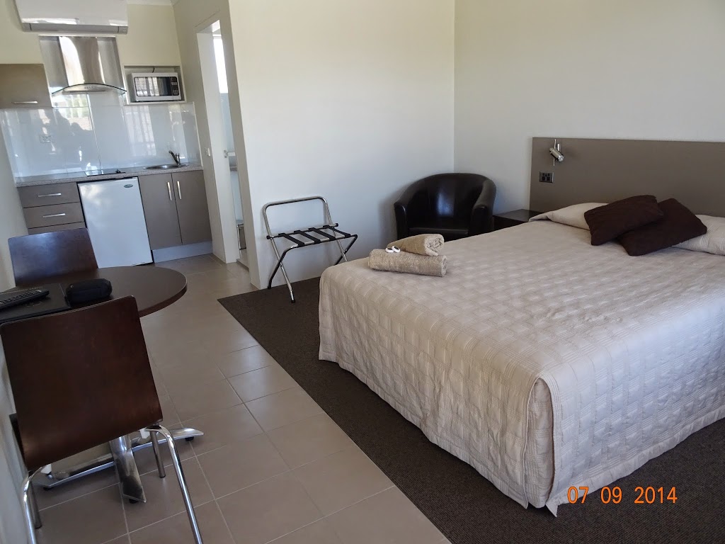 Centrepoint Motel | lodging | 146 Bourke St, Dubbo NSW 2830, Australia | 0268827644 OR +61 2 6882 7644