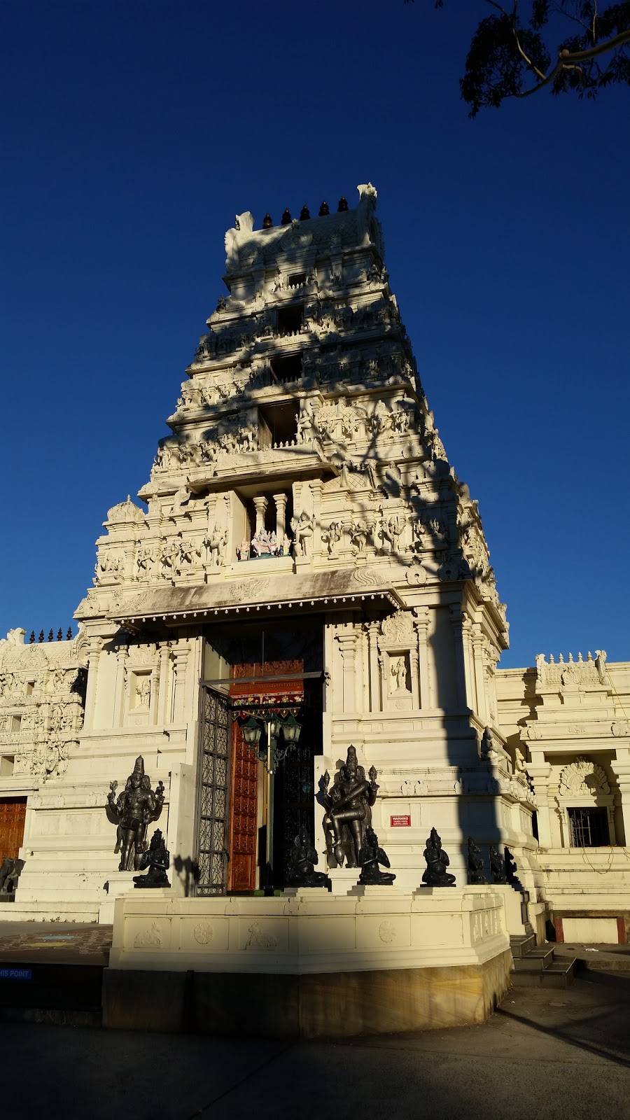 Sri Venkateswara Temple | hindu temple | 1 Temple Rd, Helensburgh NSW 2508, Australia | 0242943224 OR +61 2 4294 3224