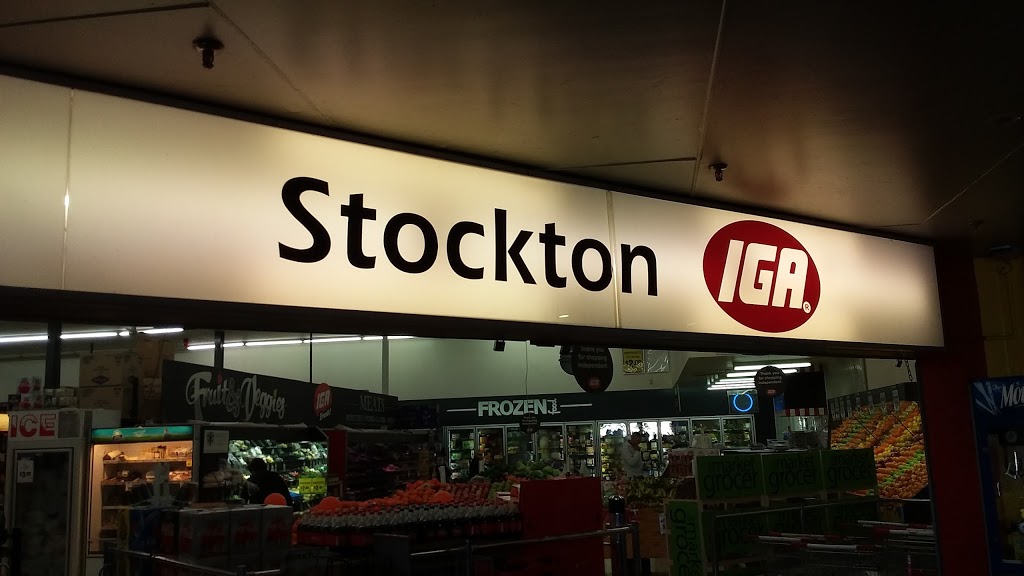 IGA Stockton Plus Liquor | store | 53 Mitchell St, Stockton NSW 2295, Australia | 0249281599 OR +61 2 4928 1599