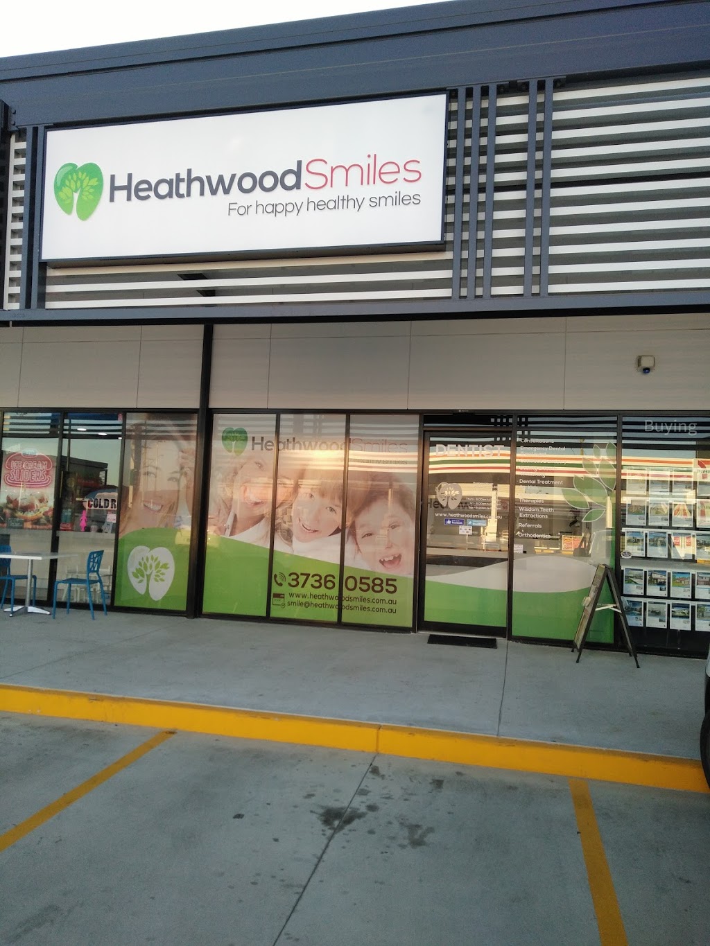 Heathwood Smiles | dentist | 2b/15 Stapylton Rd, Heathwood QLD 4110, Australia | 0737360585 OR +61 7 3736 0585