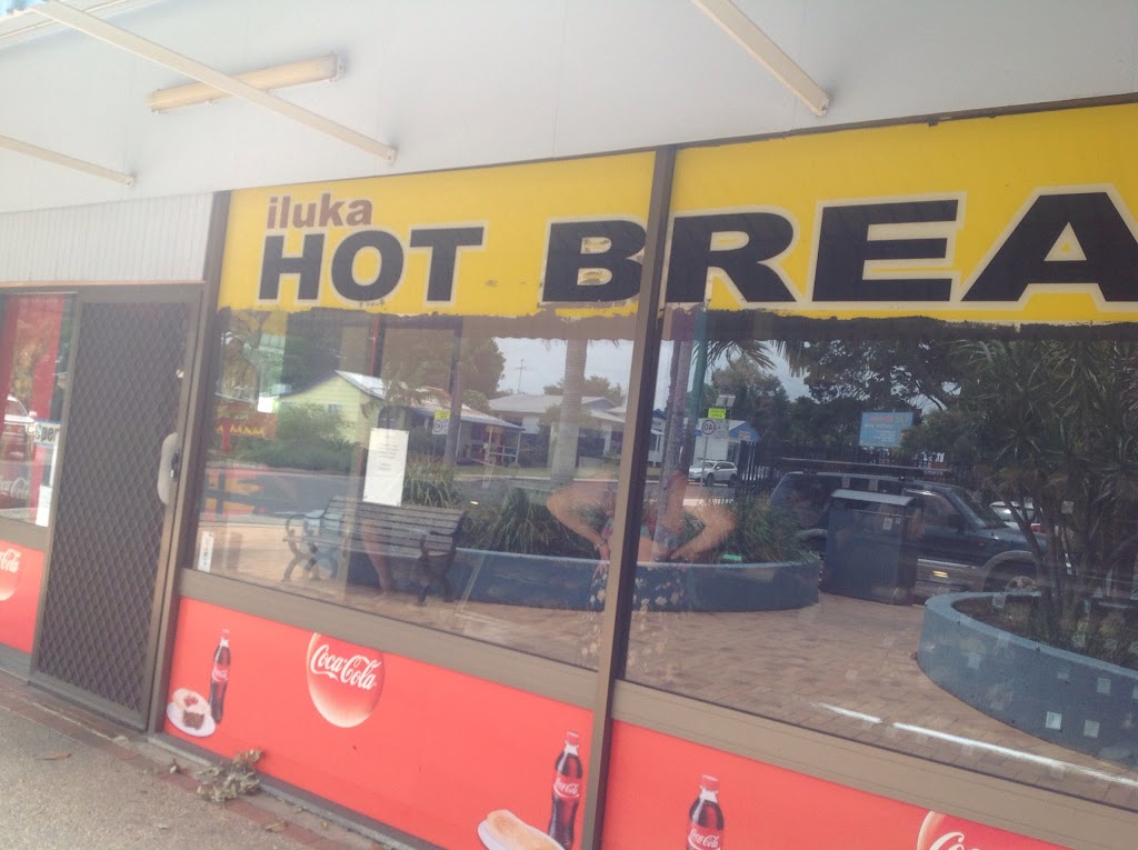 Iluka Hot Bread Shop | bakery | 6 Young St, Iluka NSW 2466, Australia | 0266466235 OR +61 2 6646 6235