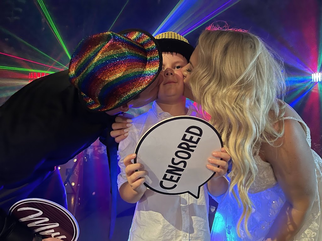 BT Photobooths & Events | 80 Haverfield St, Echuca VIC 3564, Australia | Phone: 0438 627 599