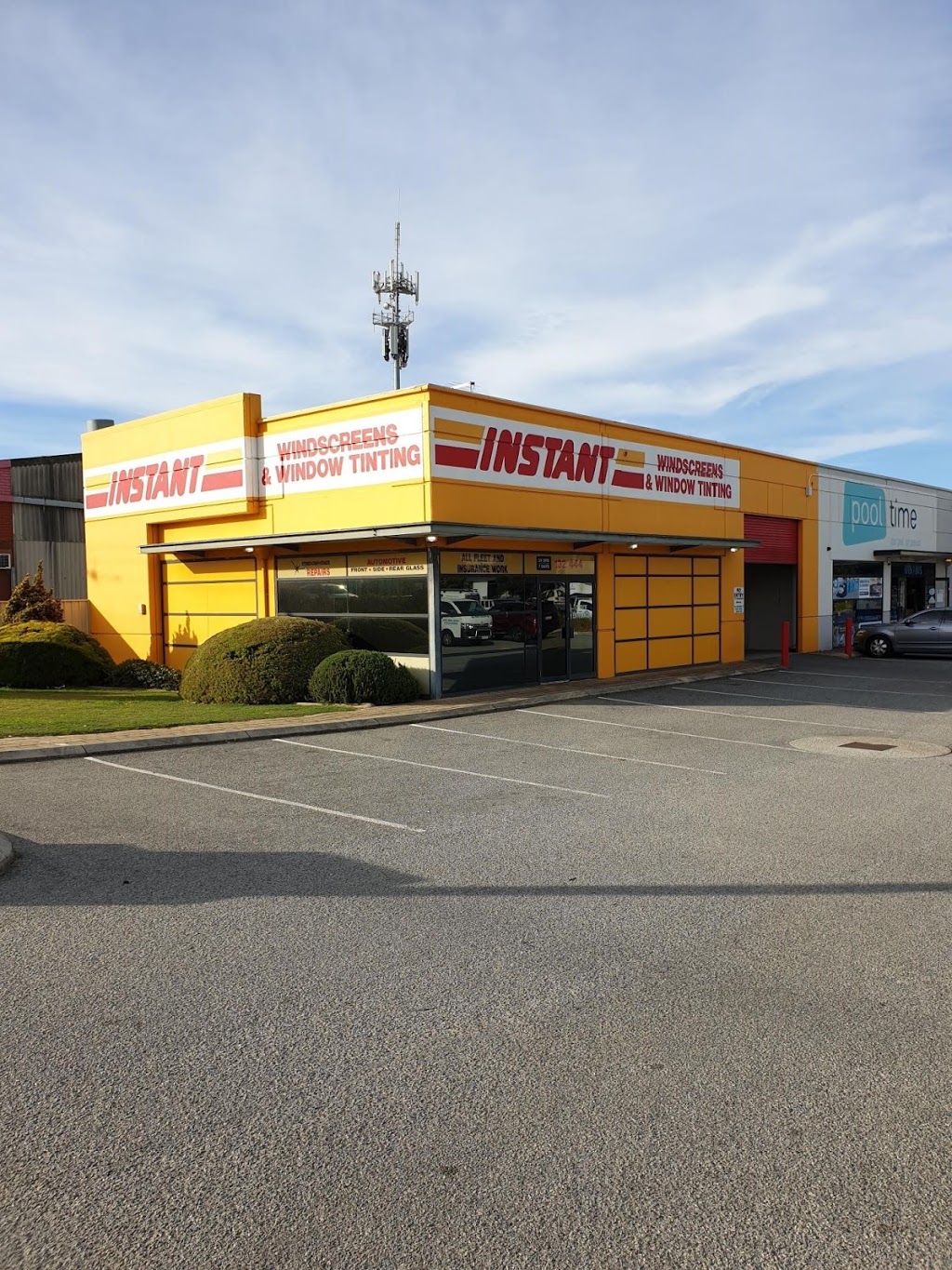 Instant Windscreens Myaree - Repairs & Tinting | car repair | 106 Norma Rd, Booragoon WA 6154, Australia | 132444 OR +61 132444