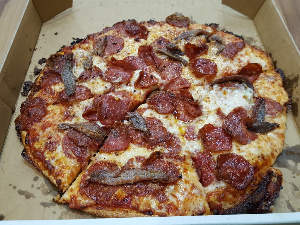 Dominos Pizza Maryborough | 3/88 Ferry St, Maryborough QLD 4650, Australia | Phone: (07) 4324 9120
