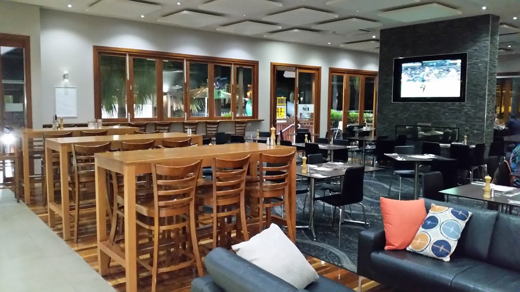 Club Hotel Chinchilla | Railway St, Chinchilla QLD 4413, Australia | Phone: (07) 4669 1100