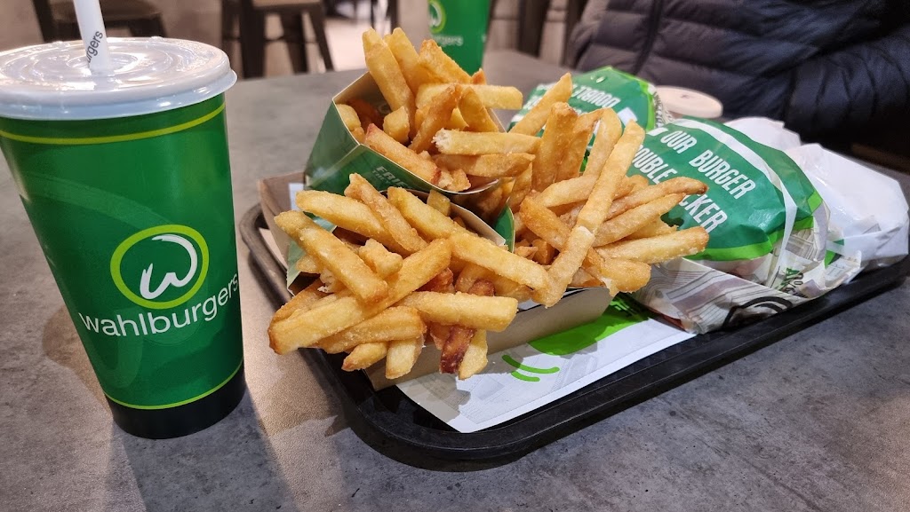Wahlburgers | 657 The Northern Rd, Bringelly NSW 2556, Australia | Phone: (02) 9139 6847