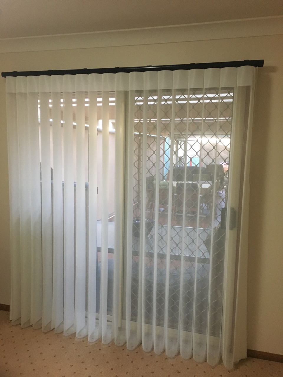 D-Blinds (Downs Awning & Blinds Centre) | home goods store | Unit 9/1 Gardner Ct, Toowoomba City QLD 4350, Australia | 0746333666 OR +61 7 4633 3666
