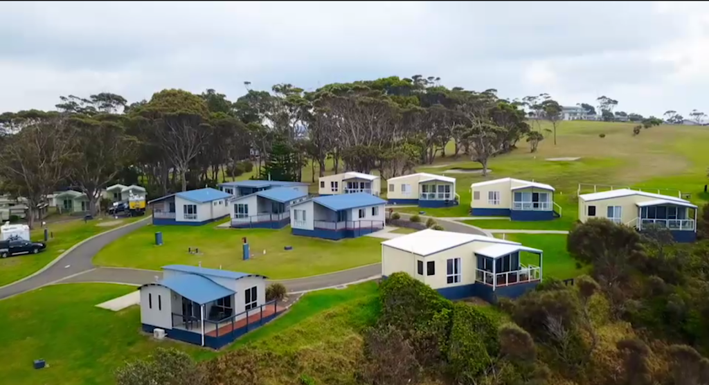 Surf Beach Holiday Park | campground | Ballingalla St, Narooma NSW 2546, Australia | 0244762275 OR +61 2 4476 2275