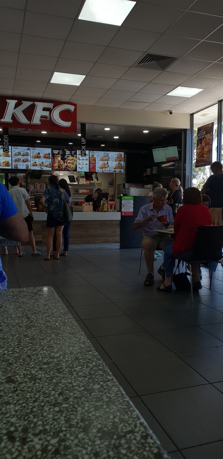 KFC Officer Outbound | meal takeaway | 185 Rix Rd, Officer VIC 3809, Australia | 0359431082 OR +61 3 5943 1082