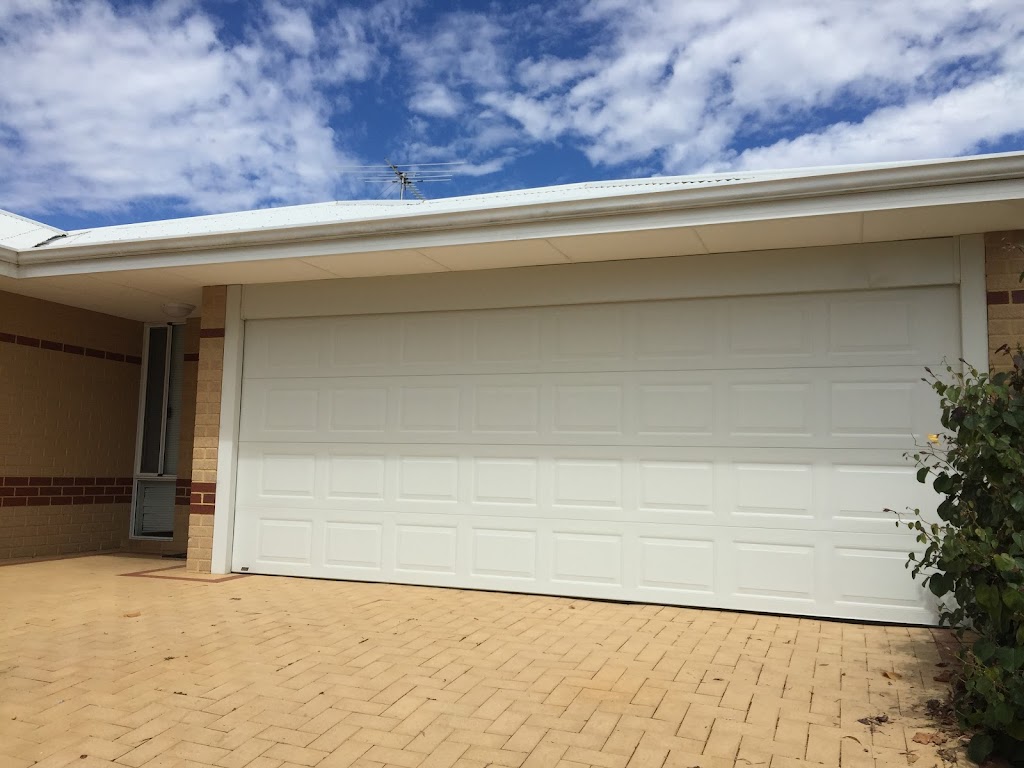 Buckleys Garage Doors | 36 Cornflower Dr, Eglinton WA 6034, Australia | Phone: 0425 125 889
