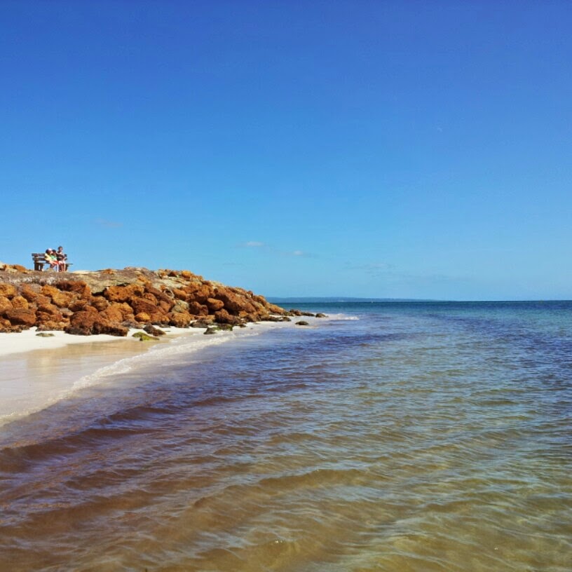 Busselton Beach Stayz | real estate agency | 9 Harnett St, Broadwater WA 6280, Australia