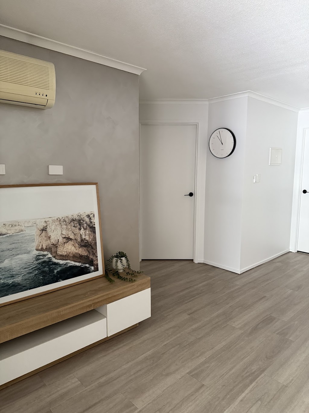 Colorsplash painting | Barcombe Dr, Berrinba QLD 4117, Australia | Phone: 0450 724 556