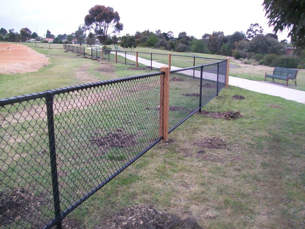 Team Work Fencing Contractors - Bunbury WA | general contractor | 4 Yoorn Cl, Gelorup WA 6320, Australia | 0897953447 OR +61 8 9795 3447