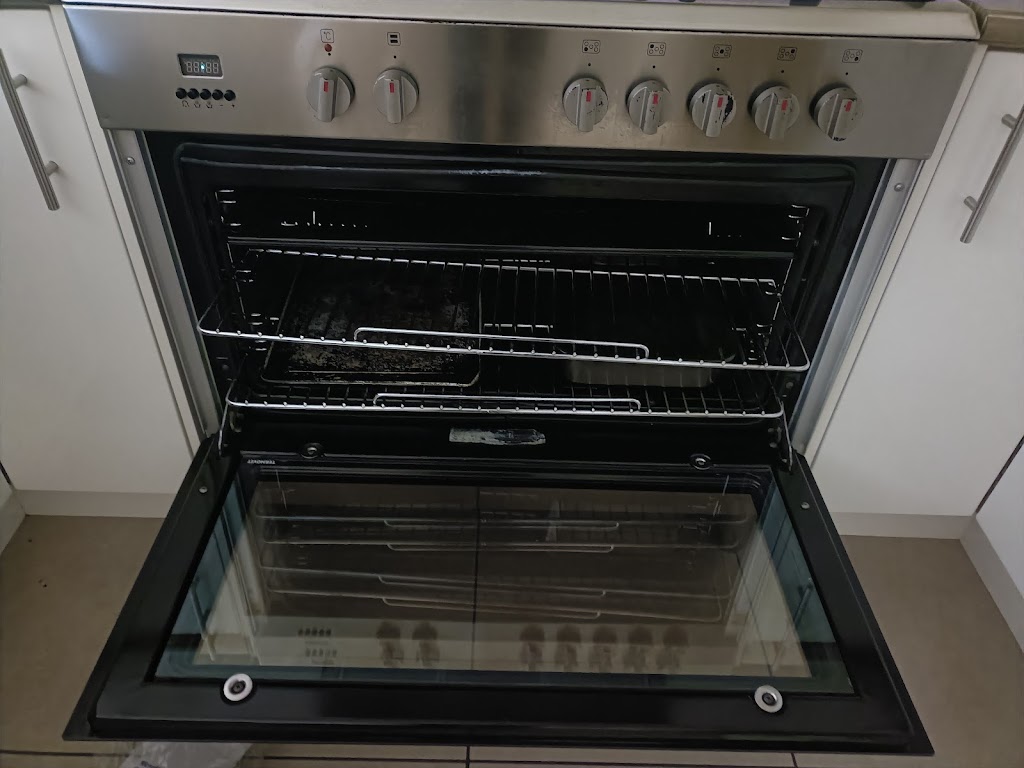 Mudgee End of Lease & Commercial Cleaning | 18 Henry Bayly Dr, Mudgee NSW 2850, Australia | Phone: 0404 304 560