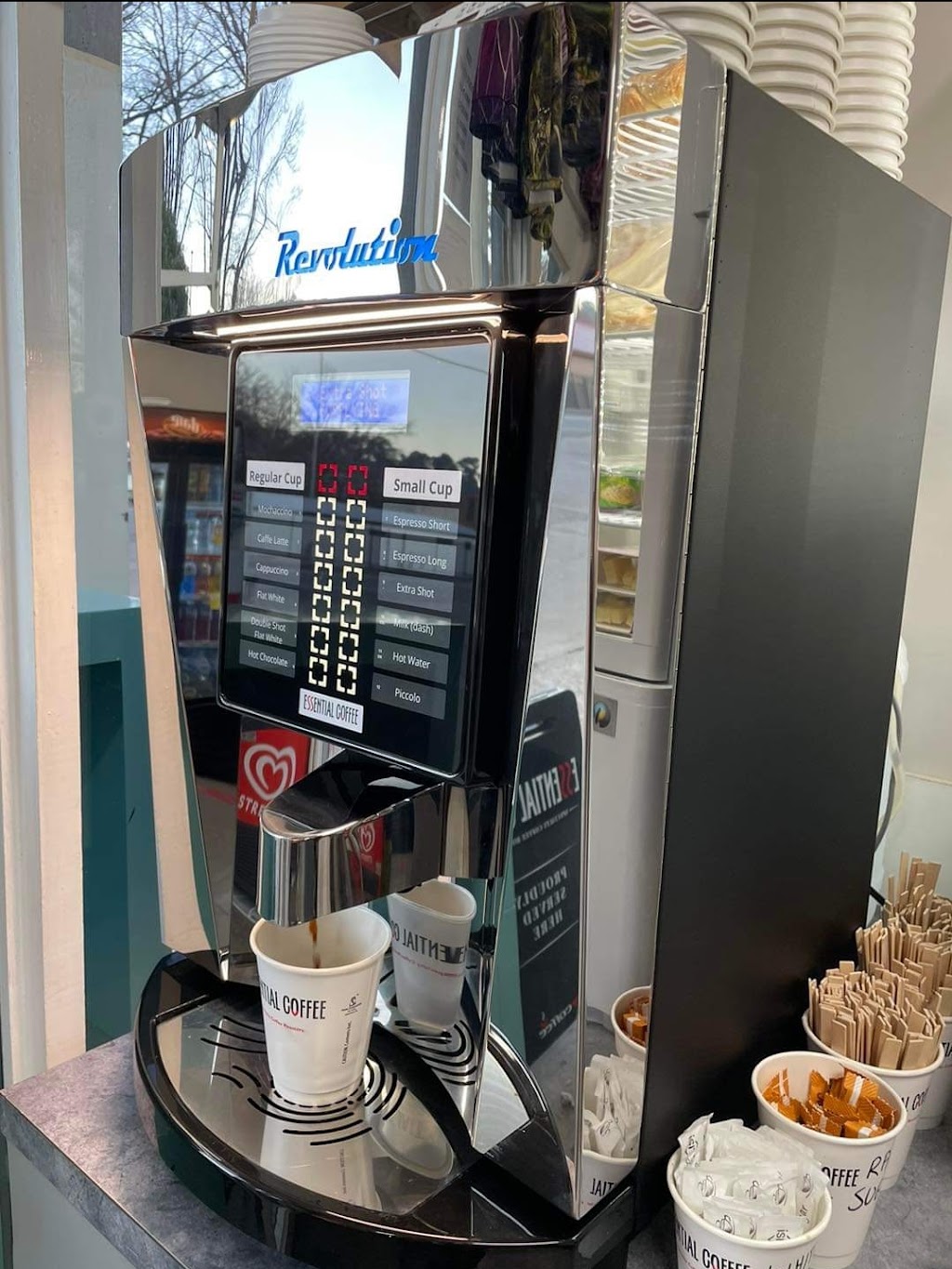 Tumbarumba Servo Ampol | 76 The Parade, Tumbarumba NSW 2653, Australia | Phone: 0488 270 517