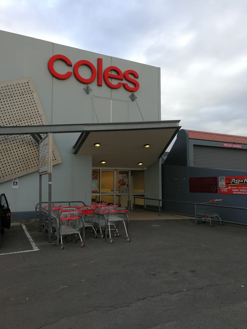 Coles Reservoir | supermarket | 323/325 Spring St, Reservoir VIC 3073, Australia | 0394601522 OR +61 3 9460 1522