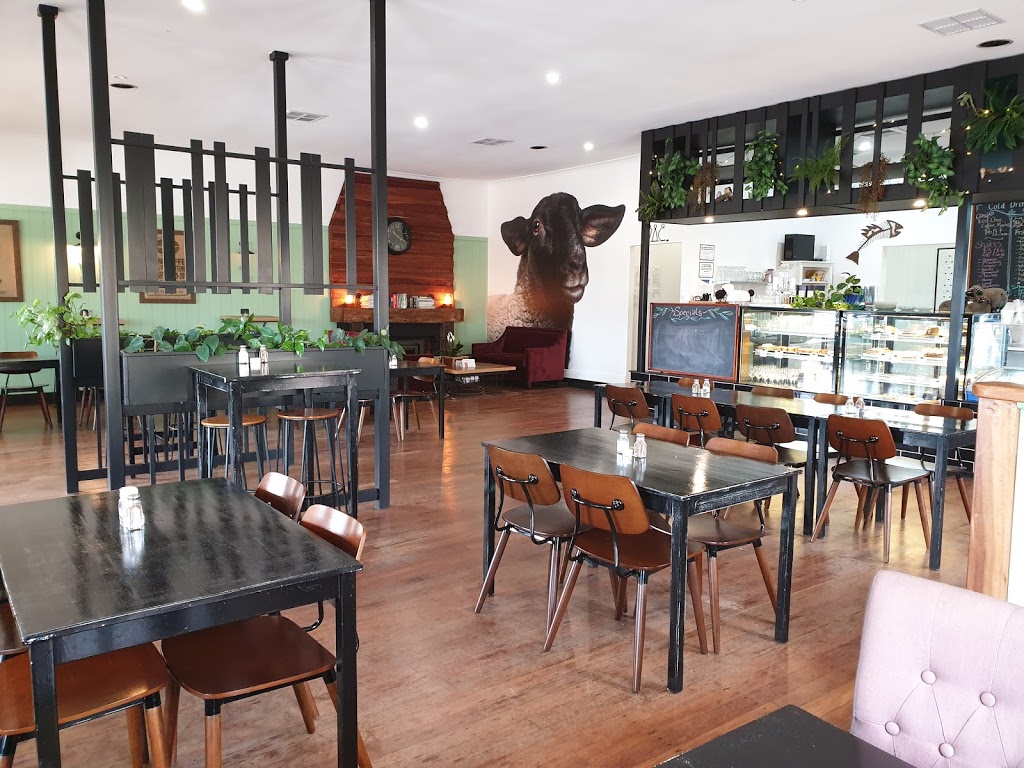 The Black Sheep | 53 Bannister Rd, Boddington WA 6390, Australia | Phone: 0407 992 526