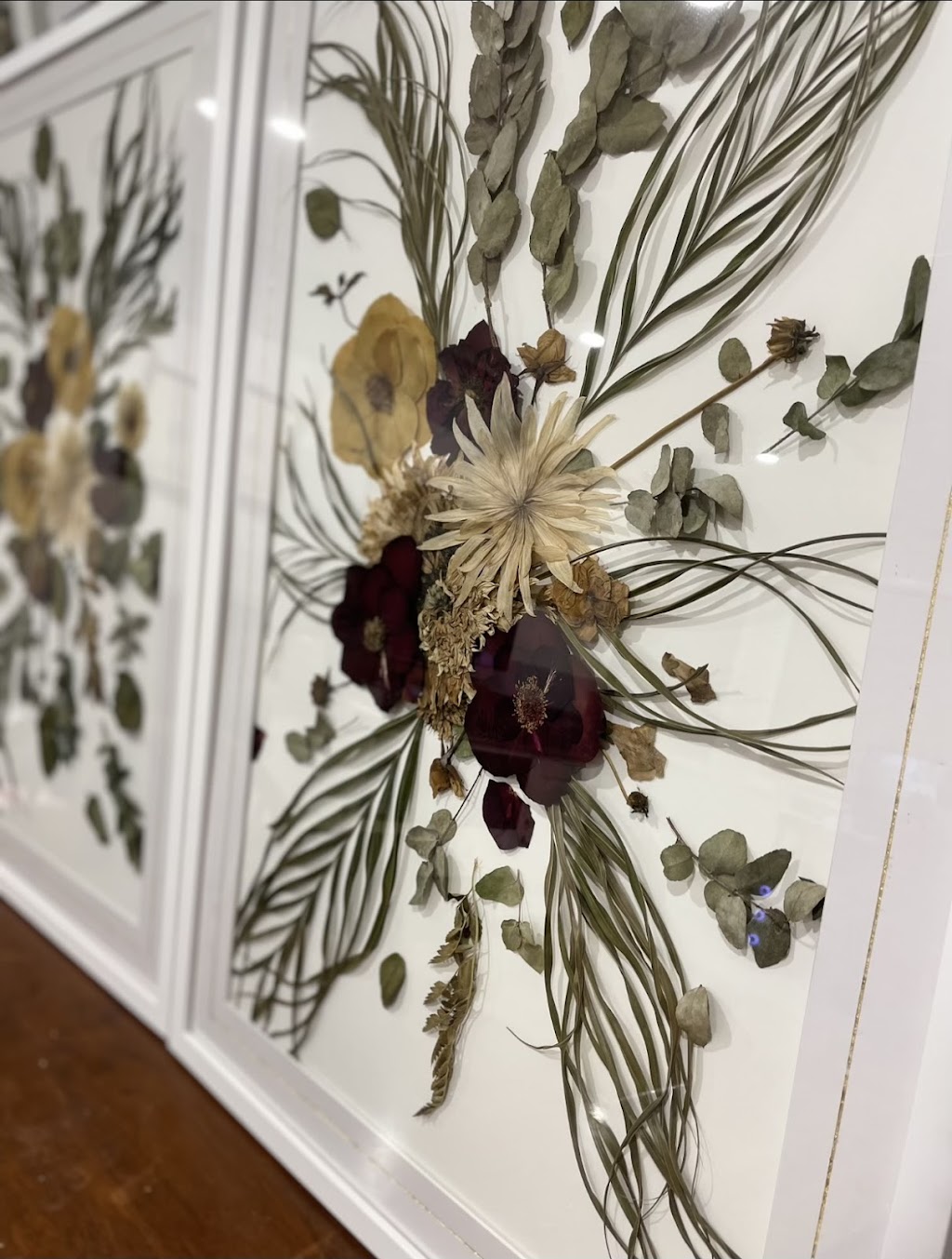 Keep Me In the Moment Florals | Robert St, Tenambit NSW 2320, Australia | Phone: 0475 746 382