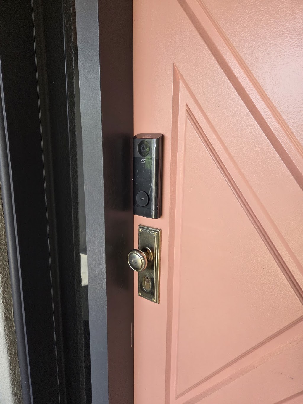 Master Locksmith and Security Solutions | 148 McEvoy St, Alexandria NSW 2015, Australia | Phone: 1300 588 955