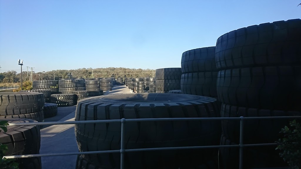 Bridgestone Earthmover Tyres | car repair | 26 Maskey Rd, Mount Thorley NSW 2330, Australia | 0265742800 OR +61 2 6574 2800