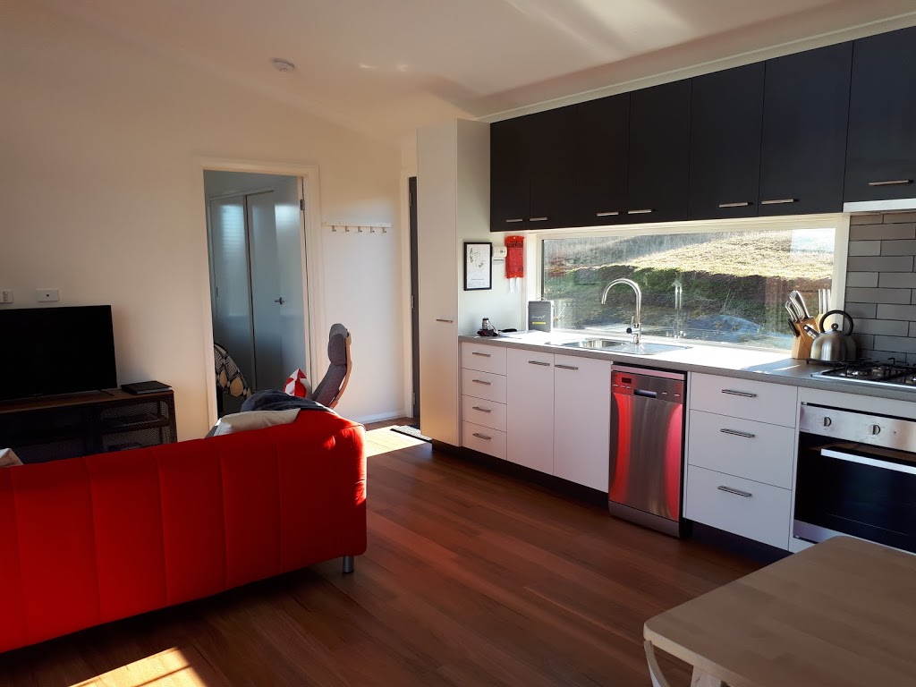 Eucumbene Lakeview Cottages | 448 Old Adaminaby Rd, Old Adaminaby NSW 2629, Australia | Phone: (02) 6454 2340